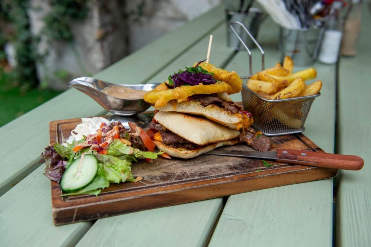 The Bailey Gastro Bar Bed and Breakfast Athlone Buitenkant foto